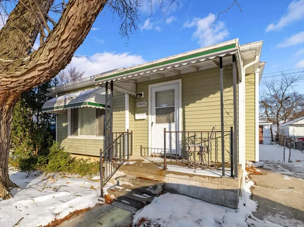 24676 Lambrecht Ave, Eastpointe, MI 48021