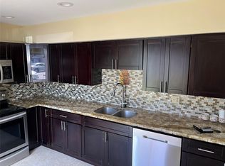 3872 NW 76th Ave, Sunrise, FL 33351