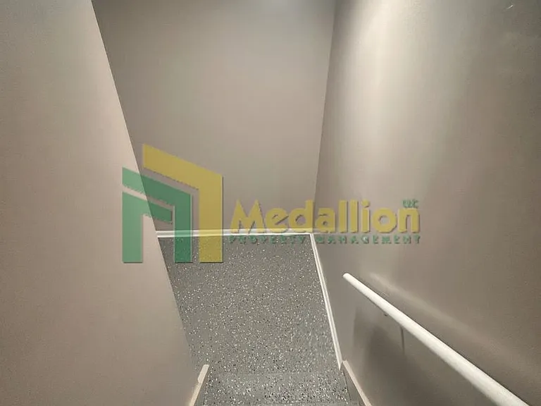 5954 S Maplewood Ave — Photo 15
