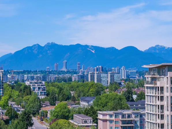 8288 Granville Ave #1610, Richmond, BC V6Y 0H6