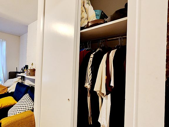 4th image of 441 W 49th St APT 14