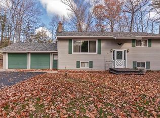 N3126 River Bend Dr, Peshtigo, WI 54157