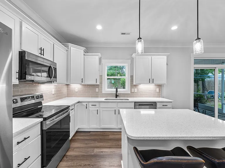 247 Shellbank Dr — Photo 19