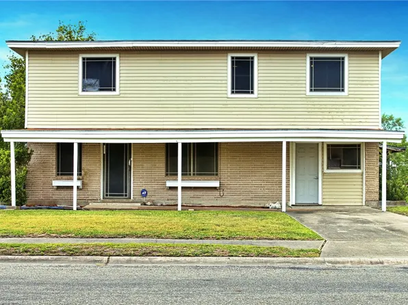 100 Lamplite Ln, Sinton, TX 78387