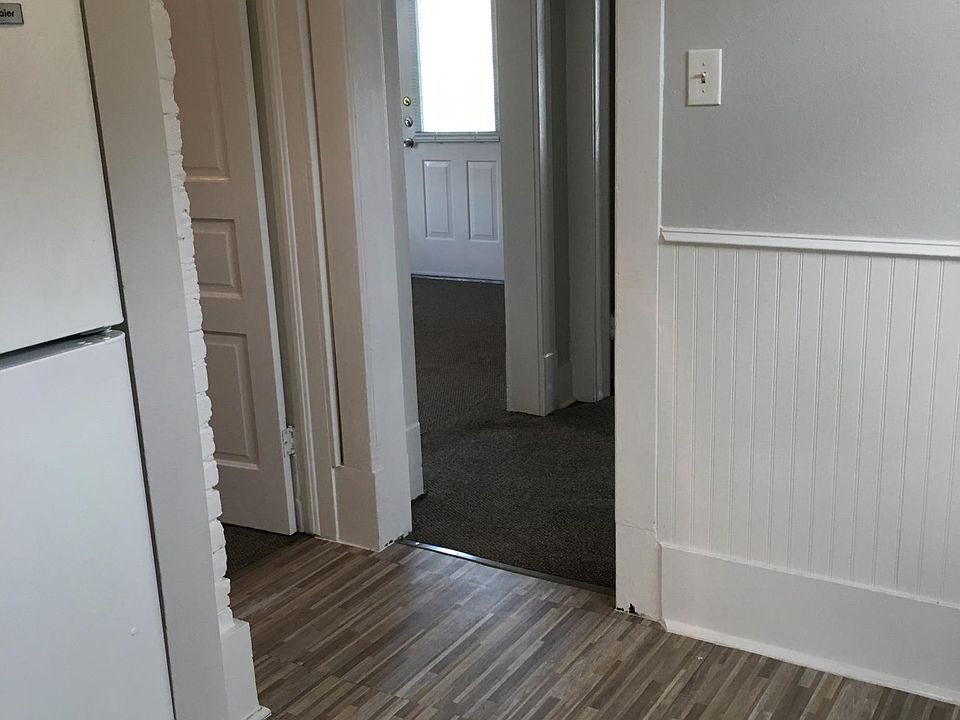 1st image of 801 8th St