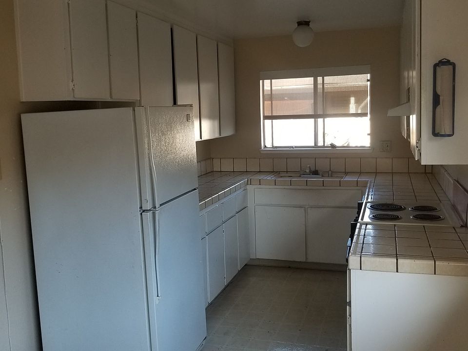 1st image of 881 Branham Ln APT 4