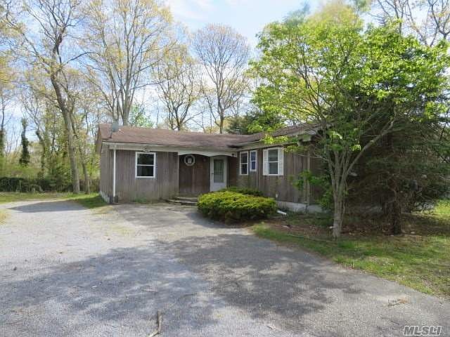 1st image of 36 Fanning Ave