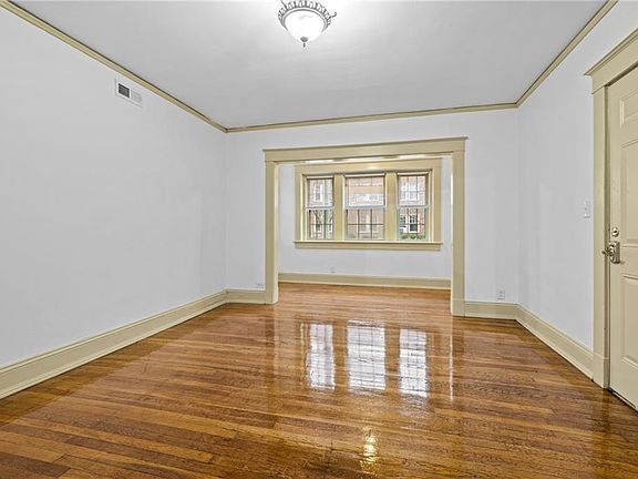 3rd image of 913 Spotswood Ave #2