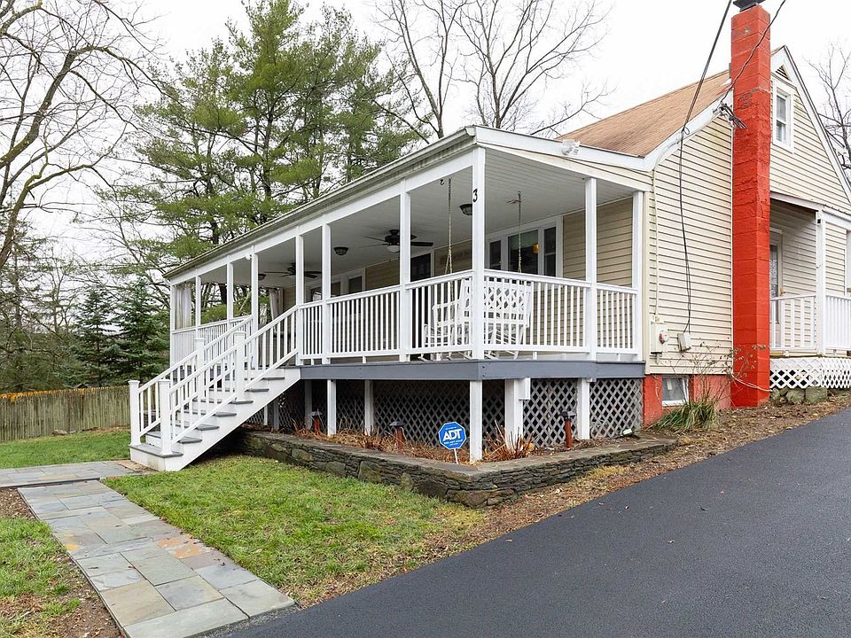 1st image of 3 Forest Dr