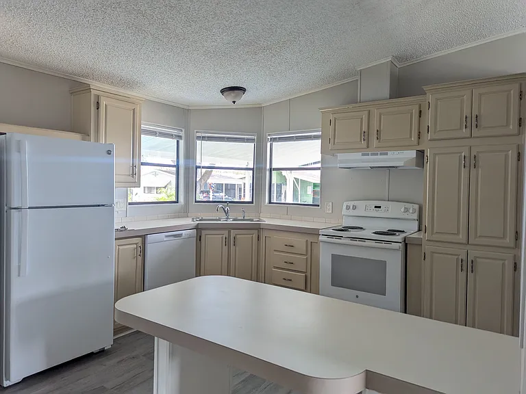 134 Sky Ridge Dr #417 — Photo 5