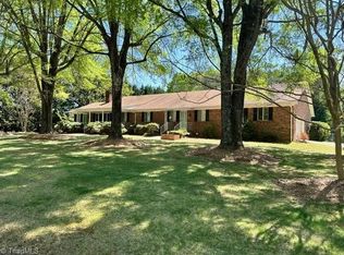 3613 Westwood Rd, Hamptonville, NC 27020