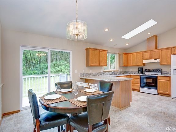 5th image of 8803 Salal Dr