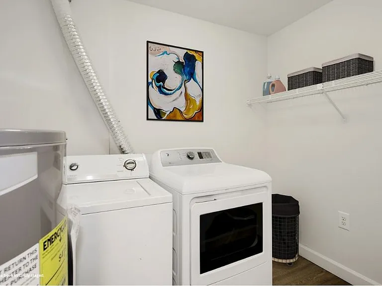 Annen Woods Apartments — Photo 10