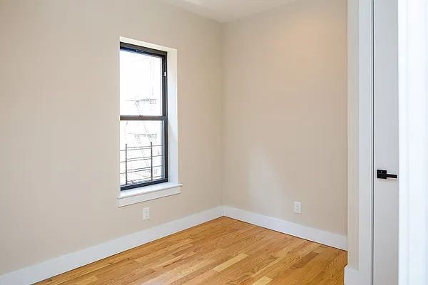 Rented by Nooklyn NYC LLC | media 5