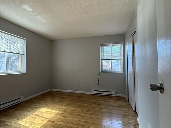 5th image of 565 Hyde Park Ave APT 5