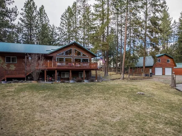 493 Rim Dr, Moyie Springs, ID 83845