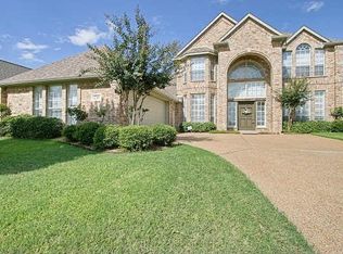 2718 Knightsbridge Ln, Garland, TX 75043