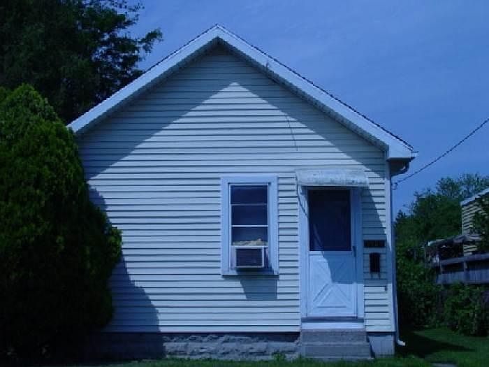 Front of 2 Bdrm House
