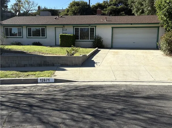 12671 Cathy St, Sylmar, CA 91342