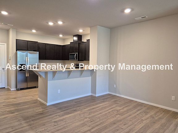 4th image of 16148 NW Pristine Ln
