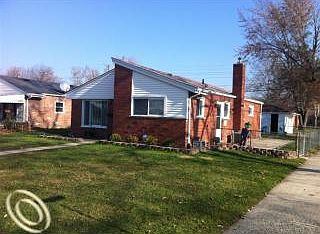 2nd image of 4723 Lincoln Blvd