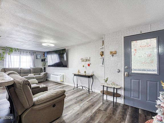 2nd image of 985 Villa Way