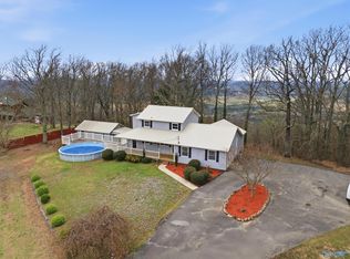 585 Bell Point Rd, Laceys Spring, AL 35754