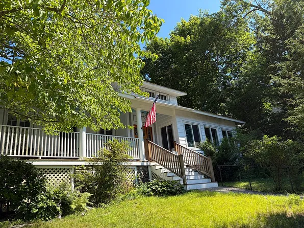 112 Orris St, Melrose, MA 02176