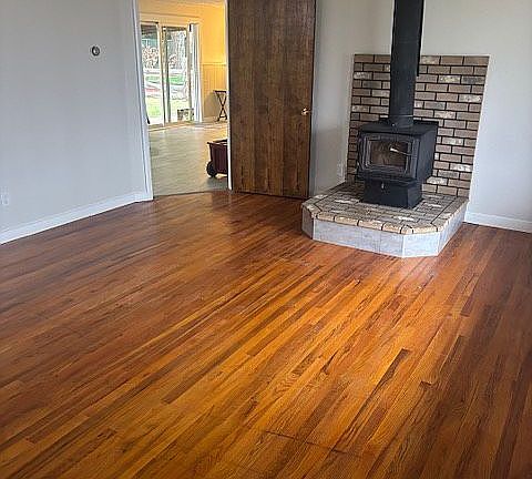 3rd image of 1210 River Bend Rd NW