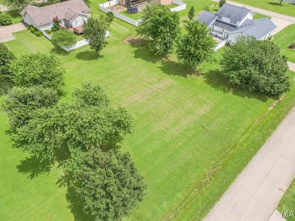 LOT Fifteen Northwest Oaks Ests, Dexter, MO 63841