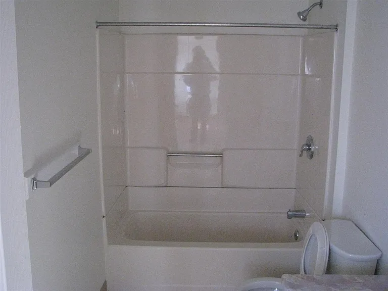 133 2nd St #2S — Photo 43