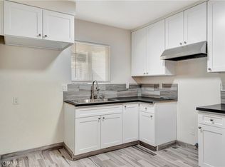14233 1/2 Sylvan St, Van Nuys, CA 91401