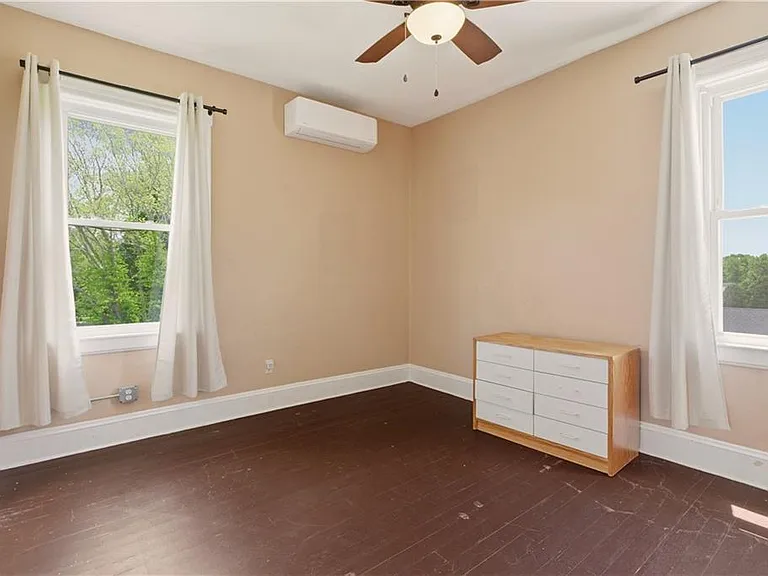 29 Prospect St #3 — Photo 17