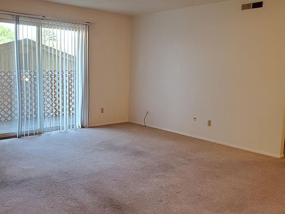 2nd image of 730 K St #8