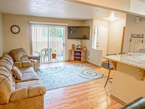 2nd image of 24474 Valle Del Oro Unit 202