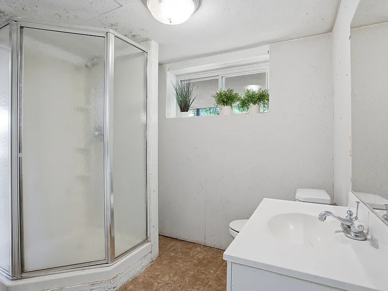 345 Brannan Rd — Photo 9