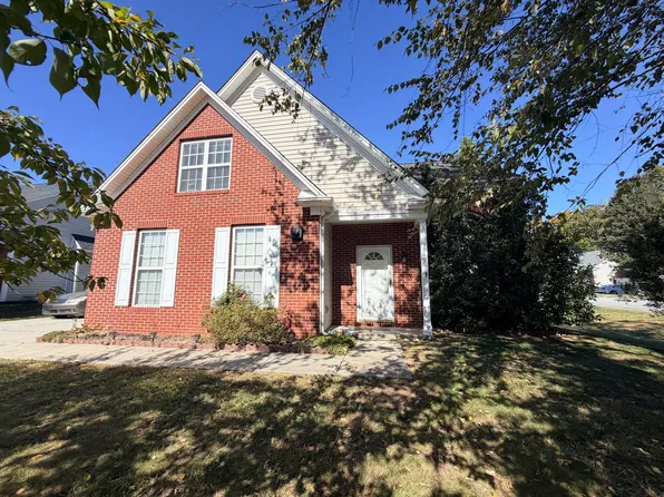 3949 Lake Meadow Dr, Jamestown, NC 27282