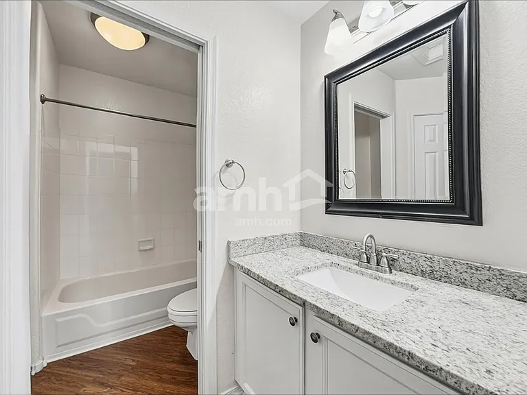 21182 N 62nd Ave — Photo 16