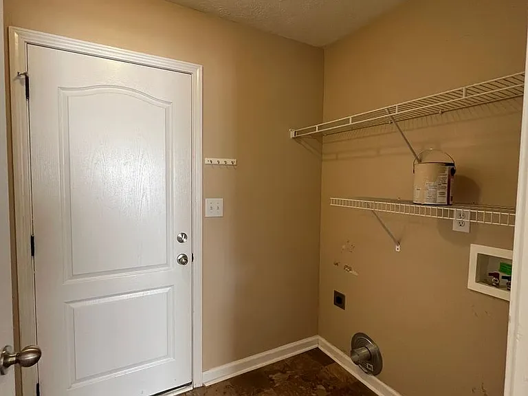 1547 Tylertown Rd — Photo 6
