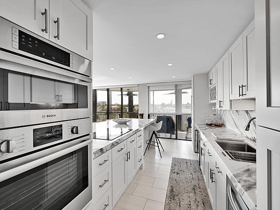 2nd image of 800 Jeffery Street #411