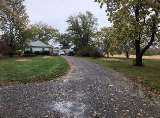 9274 Summers Rd, Benton, IL 62812