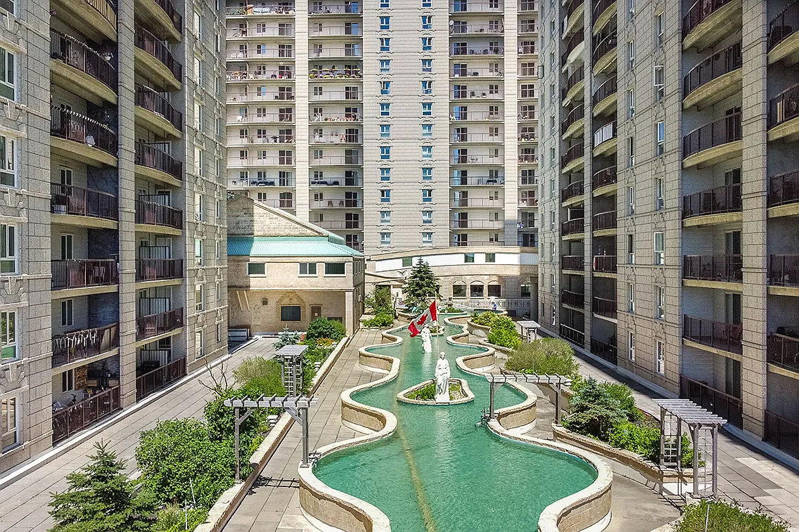 Fort Garry Place III — Photo 4