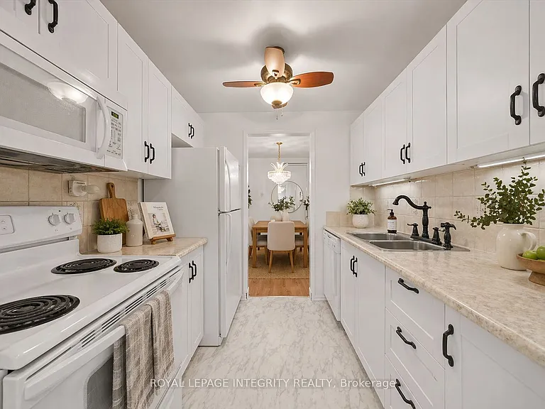 6470 Bilberry Dr #207 — Photo 24