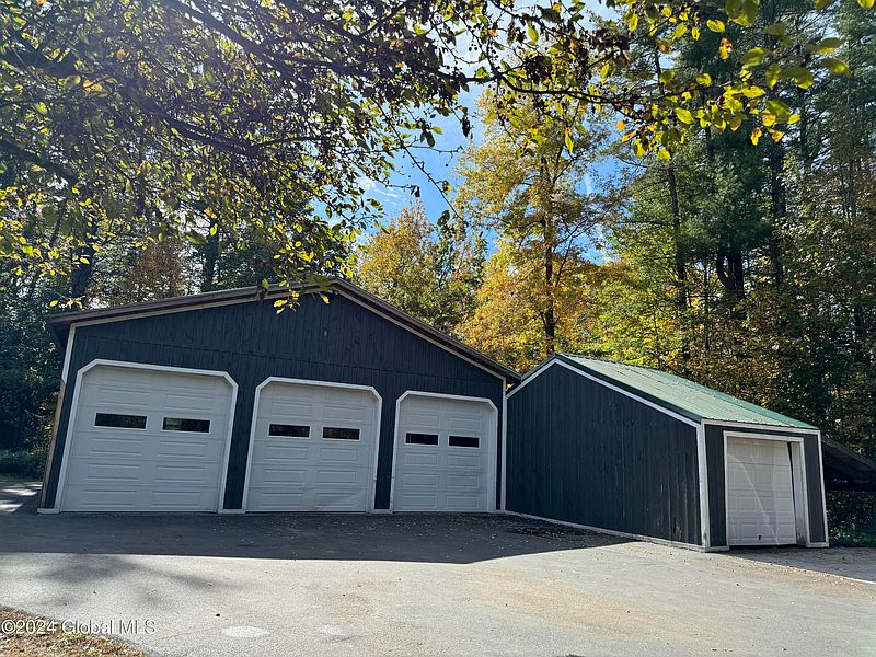 2nd image of 214 Lathrop Road