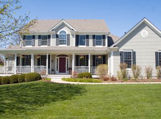 7101 Nighthawk Way, Cary, IL 60013