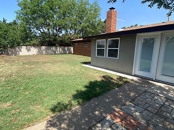 5th image of 1417 Claremont Ter