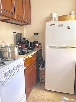 Rented by Frank Valvo Real Estate | media 16