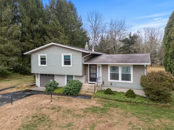 58 Lamphere Road, Waterford, CT 06385
