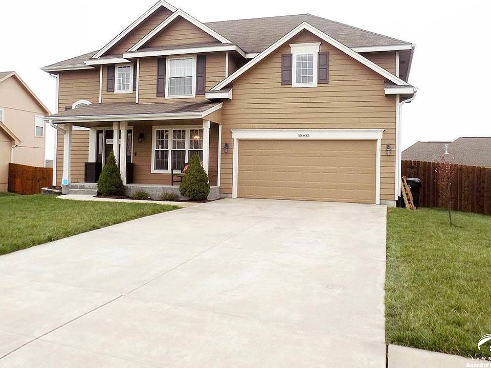 2nd image of 8005 SW 27th Ct