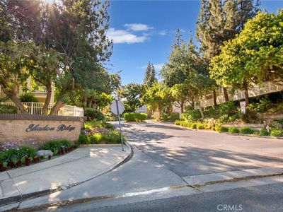 675 Oak Run Trl UNIT 303, Oak Park, CA, 91377